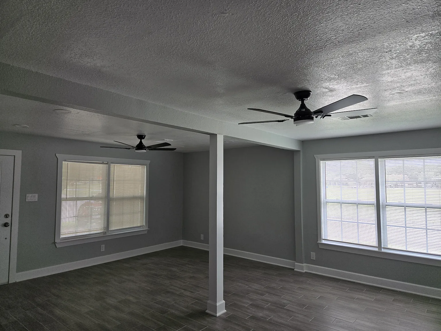 3 bed, 1046 sqft, $1,675 — Photo 1
