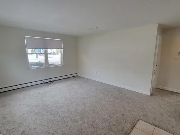 6 Whitman Rd Unit 6, Waltham, MA 02453