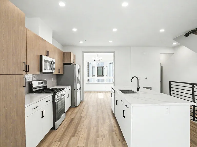 University Hills Townhomes — Photo 80