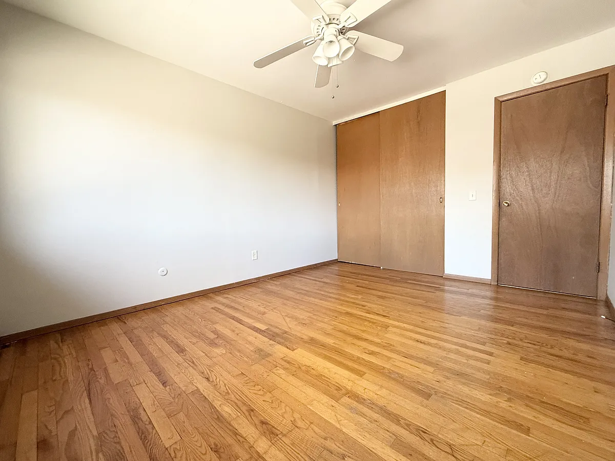 Building Photo - 2080 Allen Blvd #22