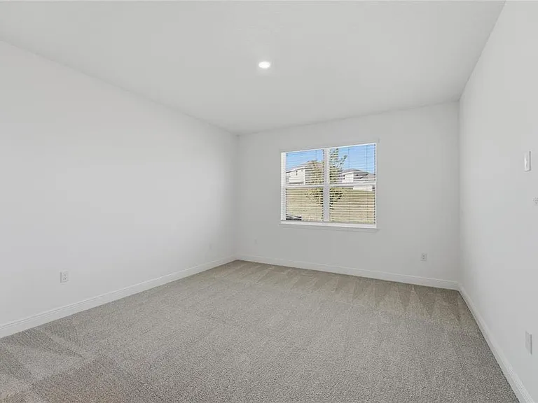 2100 Maverick Ct — Photo 13