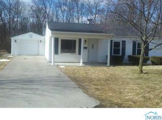1228 Magnolia St, Defiance, OH
