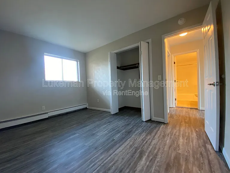 4037 S Rose St — Photo 25