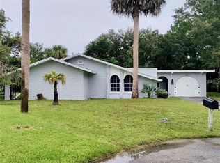 3 Carr Ct, Palm Coast, FL 32137