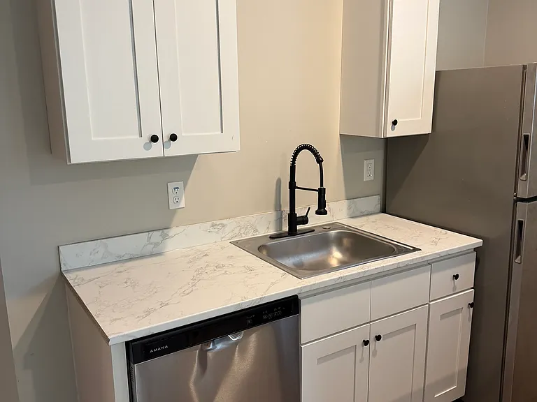 3537 Oregon Ave #2N — Photo 9