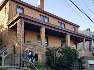 135 Fremont St #2, Mount Oliver, PA 15210