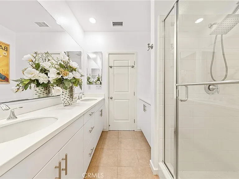 56 Bay Laurel — Photo 24