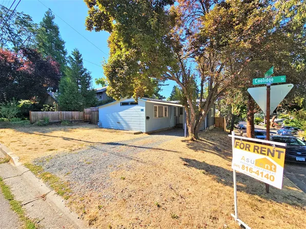 131 Coolidge St, Ashland, OR 97520