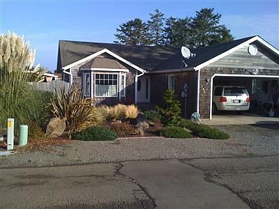 1st image of 306 10th St N