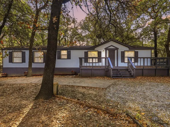 4631 Lyndi Ln, Granbury, TX 76049