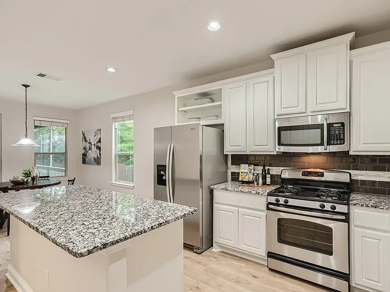 2612 Lightfoot Trl — Photo 20
