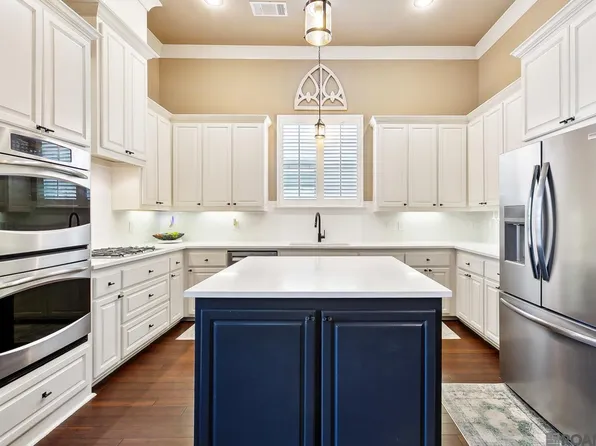 3760 Club View Ct, Zachary, LA 70791