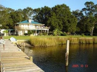 1639 Courtland Pl, Southport, FL 32409