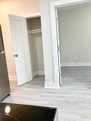 Rented by New York Residence | media 27