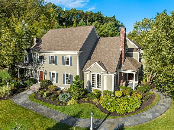 3rd image of 71 Cudworth Ln