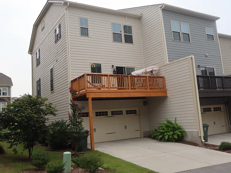 211 Timber Forest Ln — Photo 4