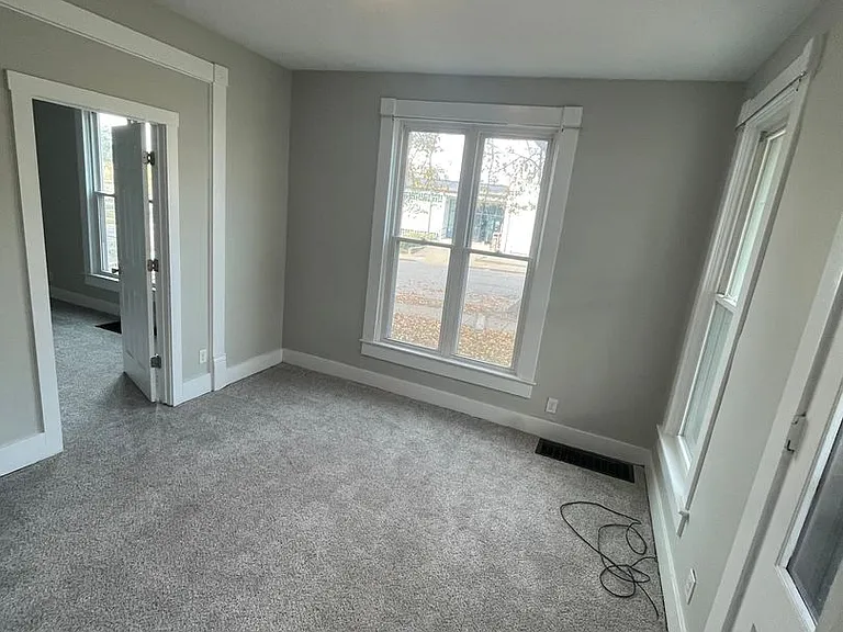 504 S 4th- HBS — Photo 2