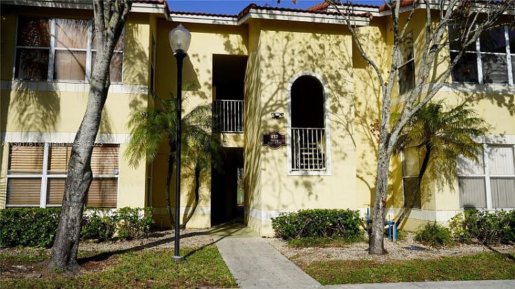 1st image of 437 Vista Isles Dr APT 2213