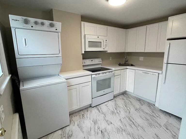 Meadowview Apartments — Photo 48