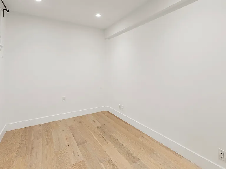 1424 Grove St #A — Photo 11