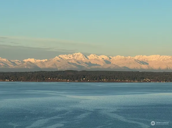 17029 14th Avenue NW, Shoreline, WA 98177