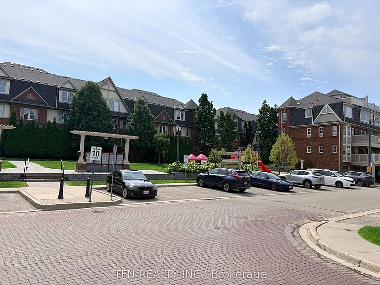 588 Shoreline Dr #3 — Photo 43