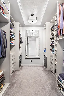 Sold by Compass | media 16