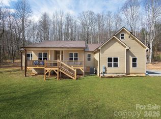 1230 Terrys Gap Rd, Hendersonville, NC 28792