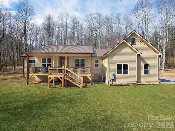 1230 Terrys Gap Rd, Hendersonville, NC 28792