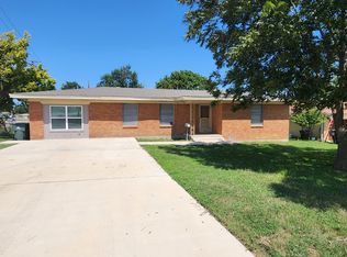 310 W Walker Ave, Temple, TX 76501