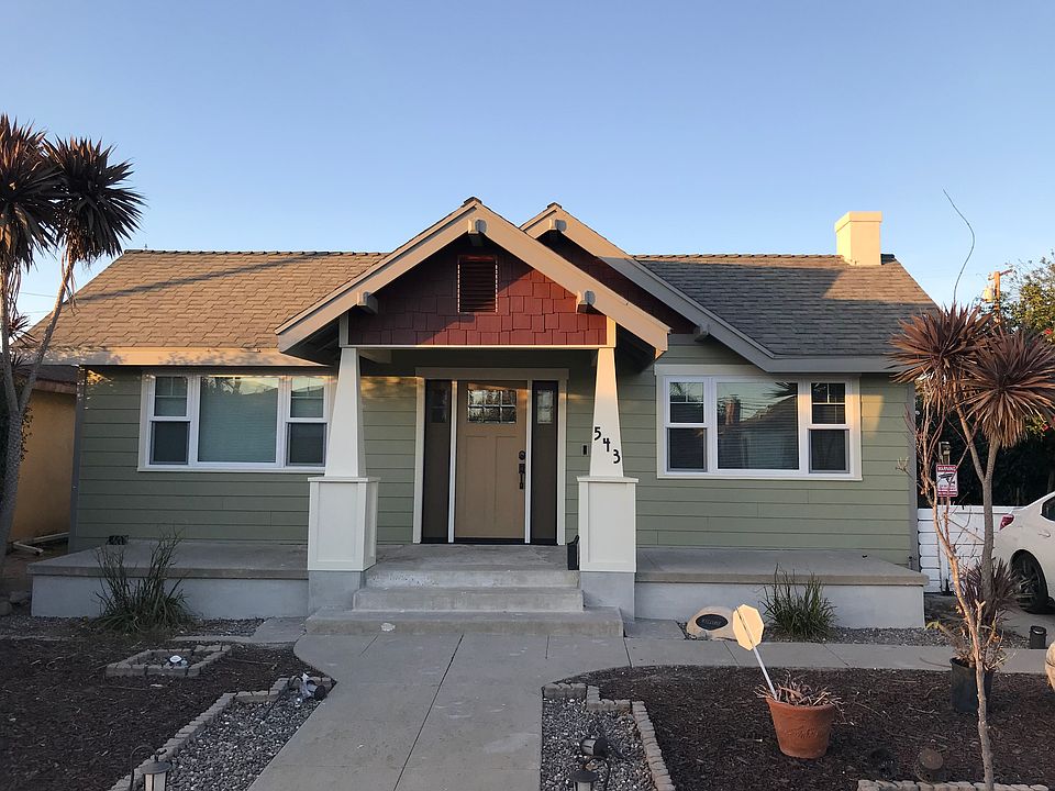 2nd image of 543 Palm Dr