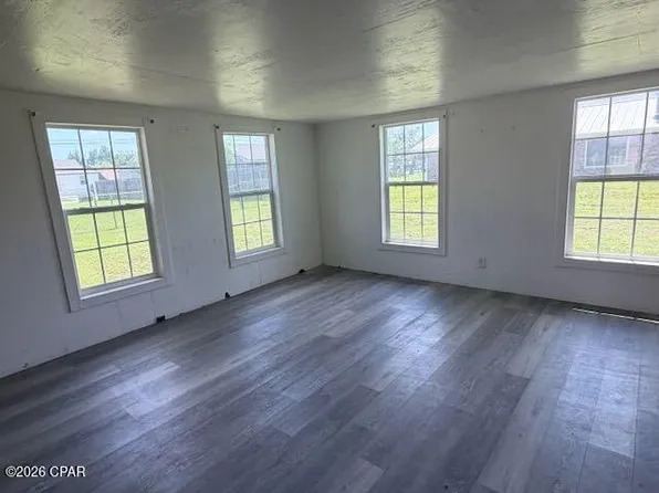 211 N Berthe Ave, Panama City, FL 32404