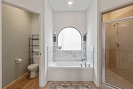 4413 Koehler St #D — Photo 22