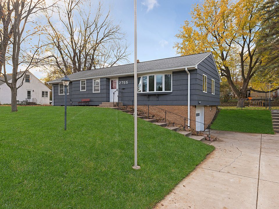 1st image of 2755 Fernwood St