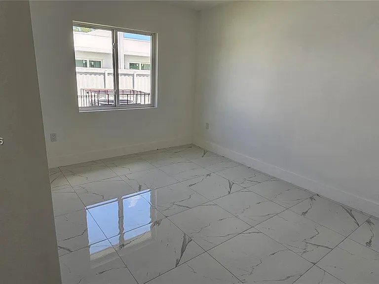 233 NW 3rd Ave #231 — Photo 12