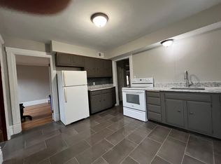 122 Franklin Pl #2, Rockford, IL 61103