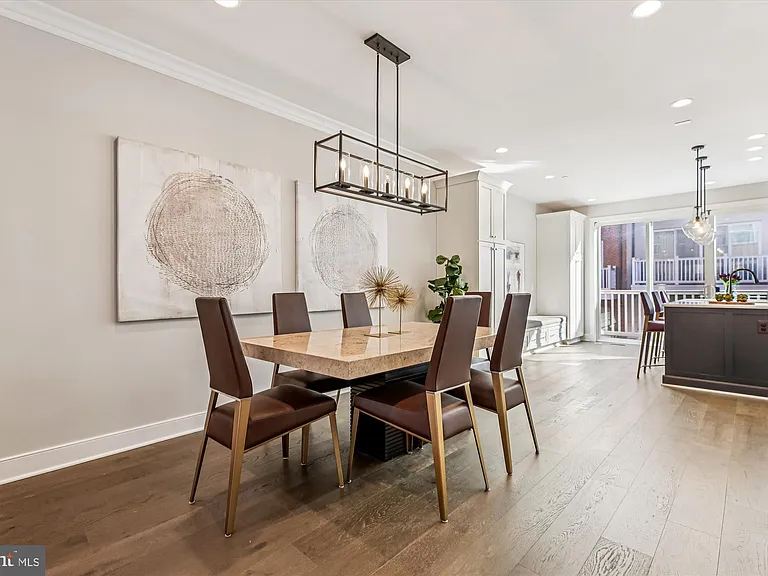 10340 Grosvenor Pl — Photo 13