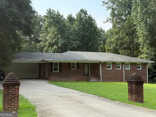 724 Virginia Ln, Hull, GA 30646
