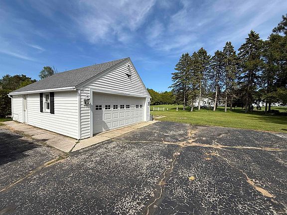 3rd image of 3621 Tannery Rd