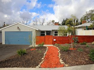 9763 Creemore Dr, Tujunga, CA 91042