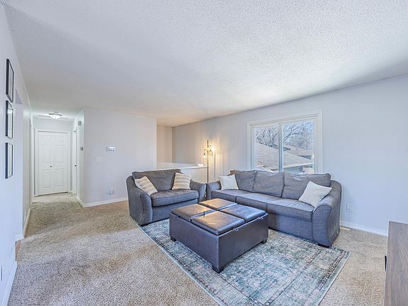 3rd image of 10520 Unity St NW