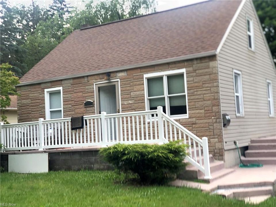 2nd image of 3550 Mollane St NW