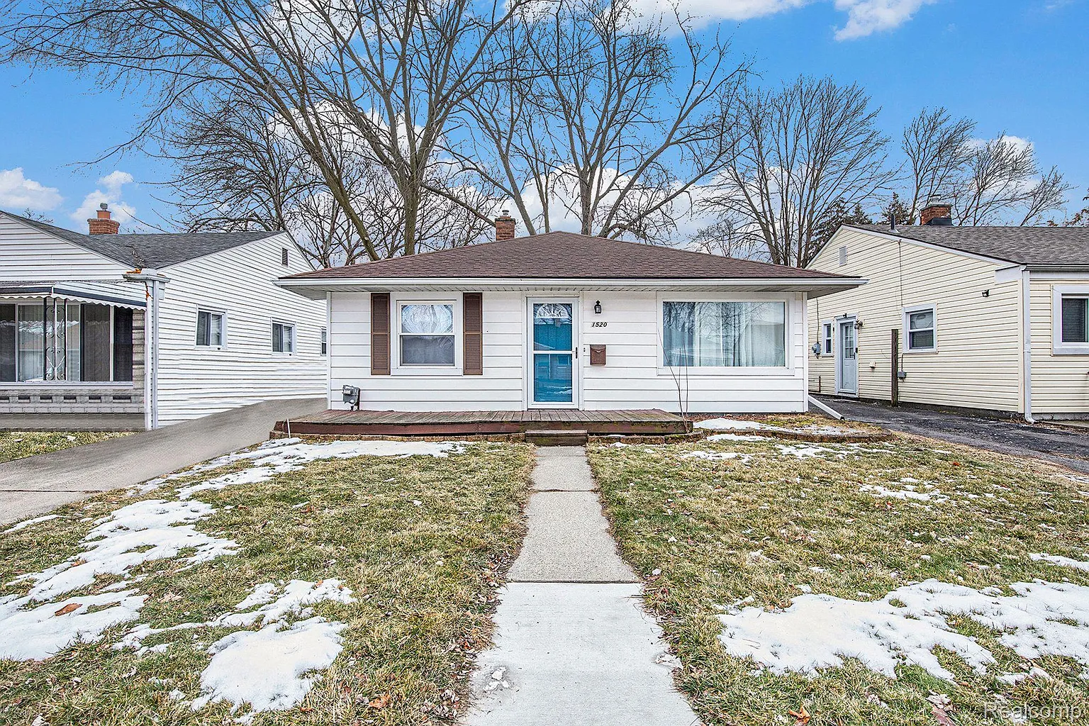 1520 E Goulson Ave photo 1