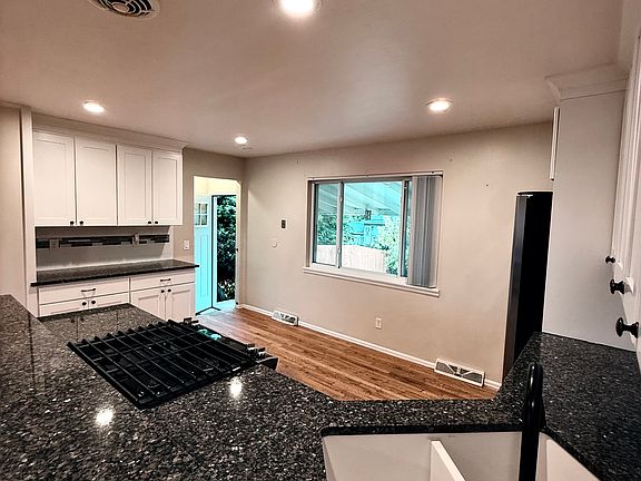 3rd image of 3471 Kellogg Pl