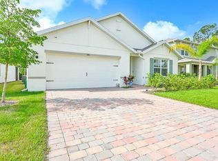 746 Hadley Pl W, Naples, FL 34104
