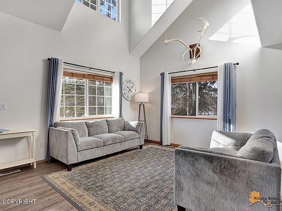 2nd image of 6981 W Cambridge Dr