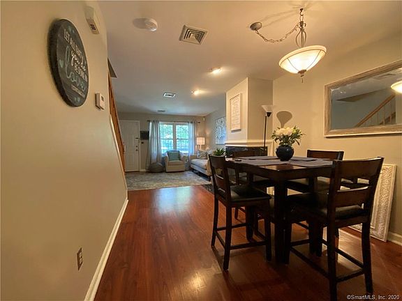 5th image of 41 Manorwood Dr #41
