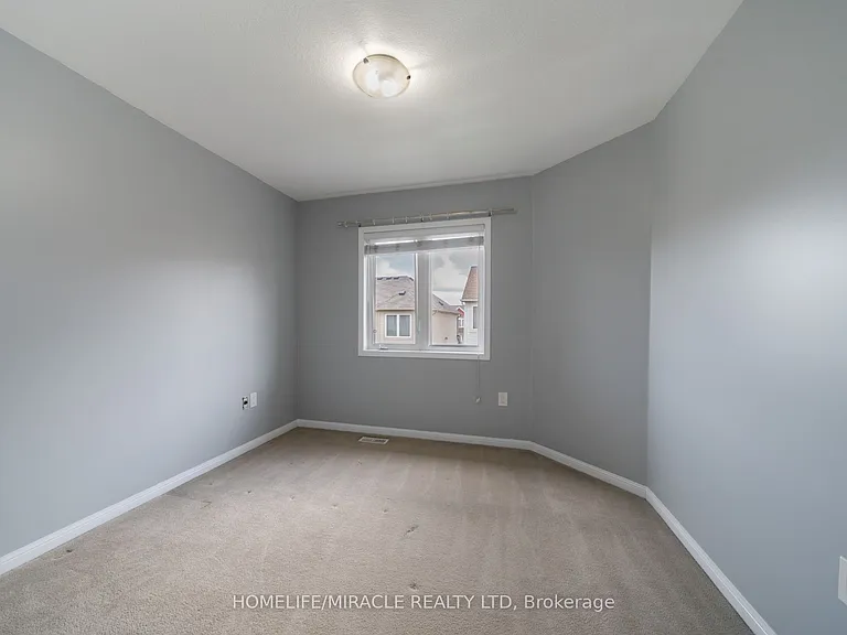151 Baldwin Dr #UPPER — Photo 32