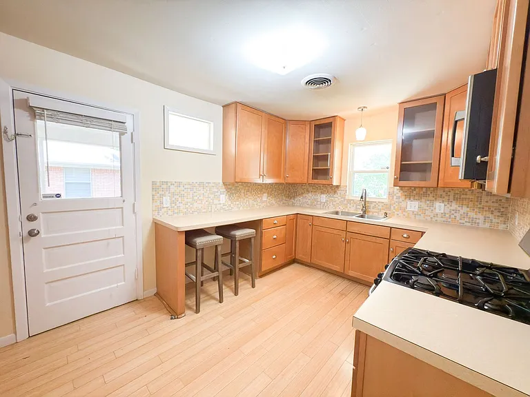 10457 Solta Dr — Photo 12