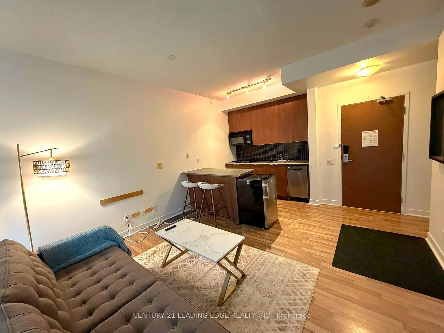 1 bed, $2,200 — Photo 4